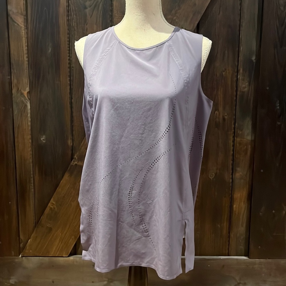 Athleta light weight airy tank top